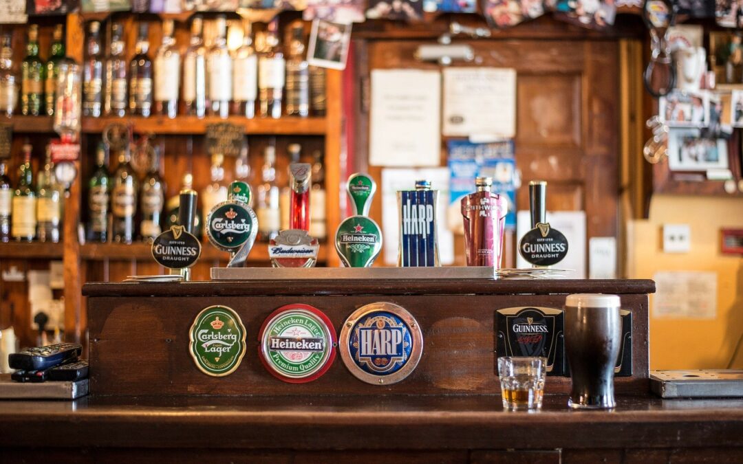 ¿Quieres abrir un bar? Te contamos cómo hacerlo